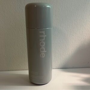 RHODE Skincare Glazing Milk in Gray